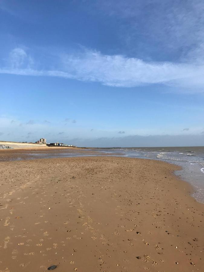 Frinton Escapes Frinton-on-Sea Exterior foto